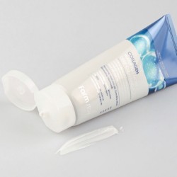 FarmStay Collagen Water Full Moist Deep Cleansing Foam 180ml