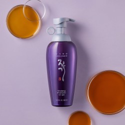 DAENG GI MEO RI Vitalizing Shampoo